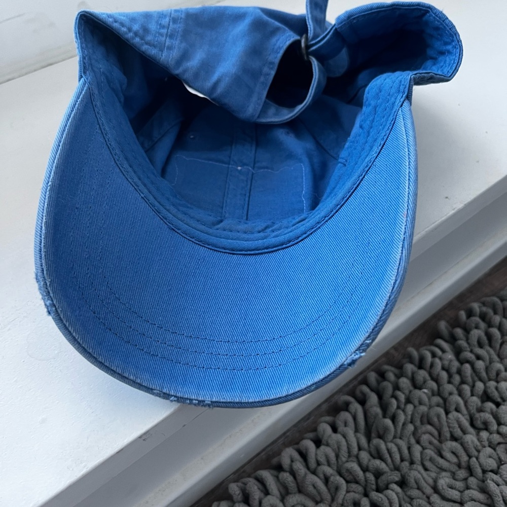 Adjustable hat - Picture 3 of 3